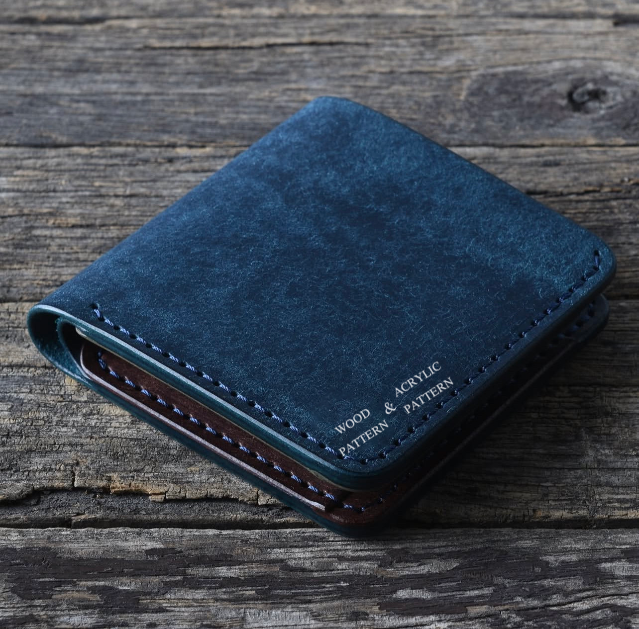 Bifold Leather Wallet Die Cutter – Veg-Tan Card Holder Pattern Tool, 10.5 x 10.5 cm Finished Size